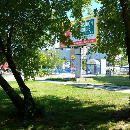 Rent0Nline Niepodleglosci Rooms Metro Warszawa Eksteriør bilde