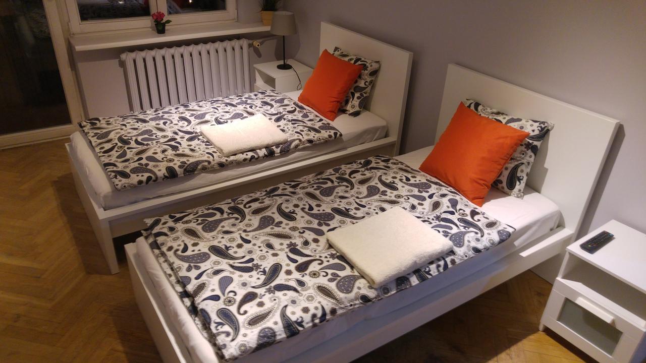 Rent0Nline Niepodleglosci Rooms Metro Warszawa Eksteriør bilde